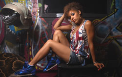 Антония Томас Antonia Thomas - Клэр Браун