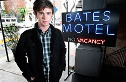 Фредди Хаймор Freddie Highmore - Шон Мерфи 