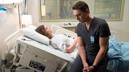 Сериал Новый Амстердам - Медицина против денег